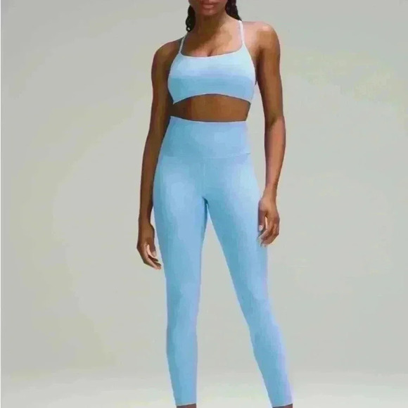 Lululemon Wunder Train High-Rise Tight 28"
Aero Blue - Picture 3 of 6